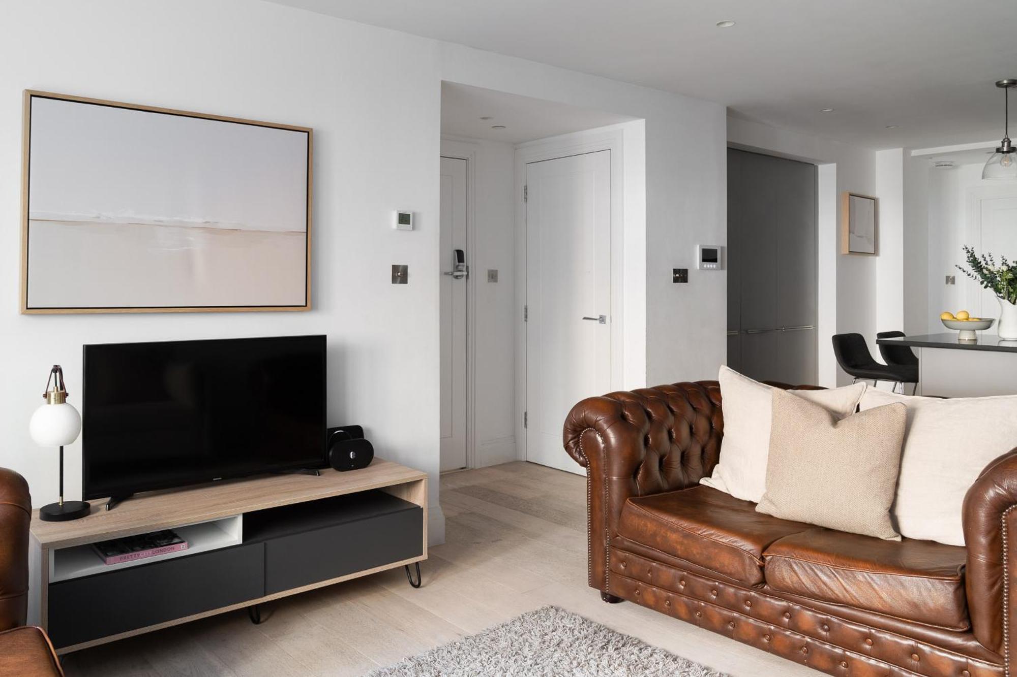 Stylish 3-bed Luxury In Oxford Circus Apartment London